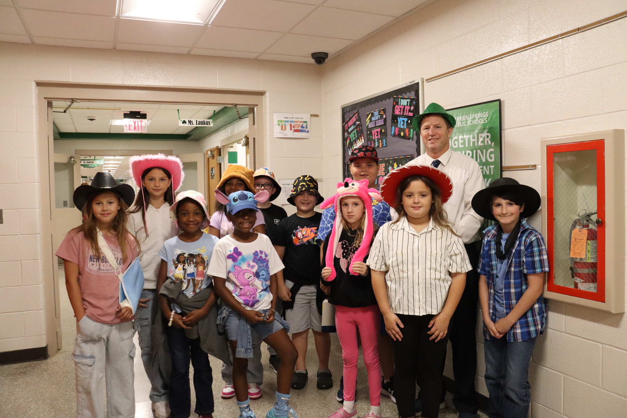 4th Grade students celebrate homecoming week with their favorite hats.